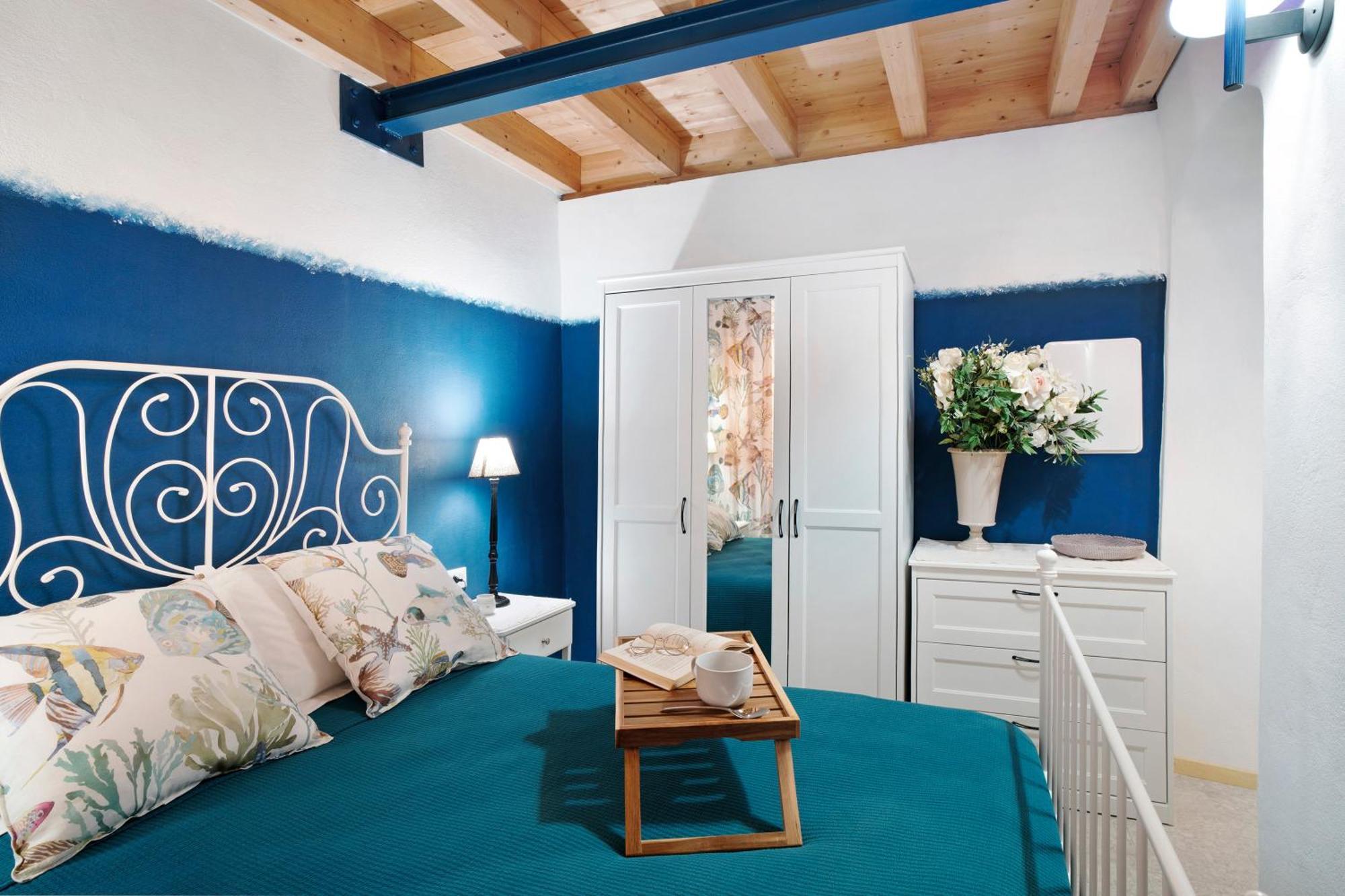 La Casa Incantata San Bartolomeo Al Mare Esterno foto